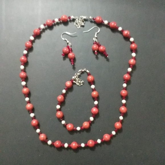 Red Coral, Freshwater Pearl, & Swarovski Crystal Necklace, Bracelet, Earring Set - Picture 1 of 3